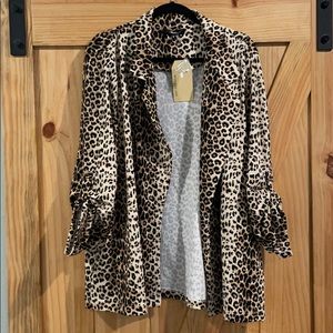 Brand new Women’s leopard print blazer size 1X